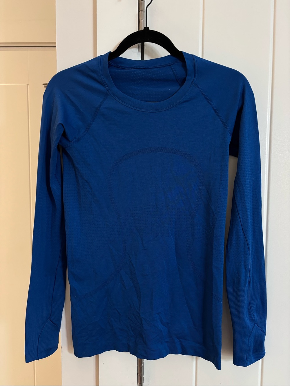 lululemon athletica Long Sleeve Crew Top